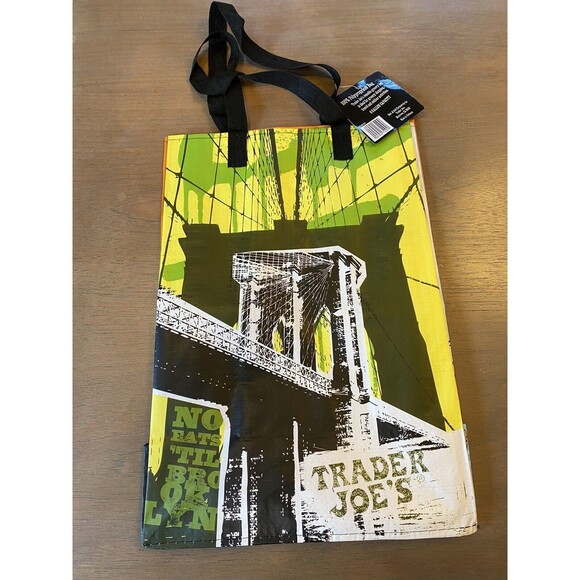 Trader Joe’s Bag NEW YORK Reusable NEW Grocery Shopping Ships Fast - Picture 2 of 5